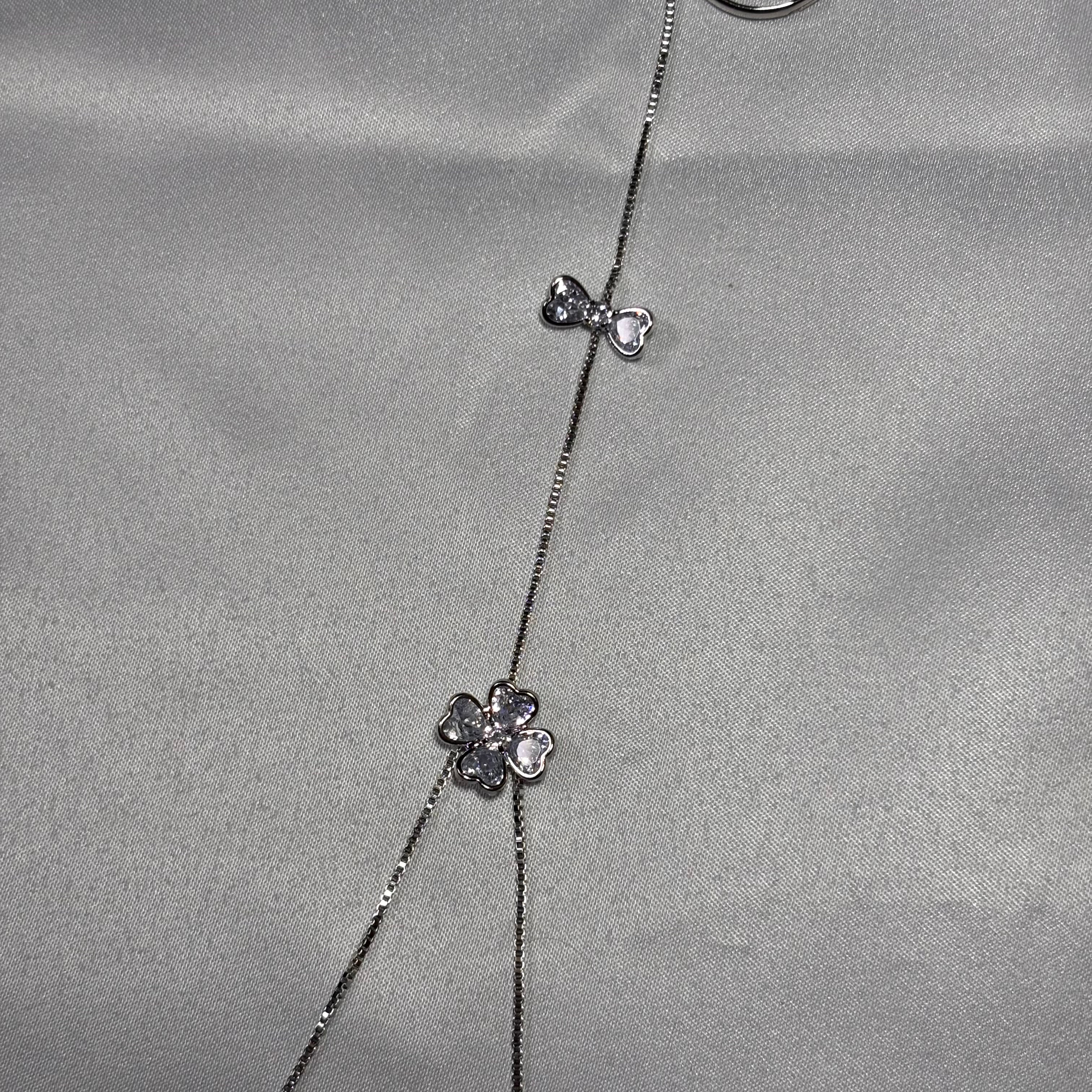 Lace Flora hand chain (Silver)