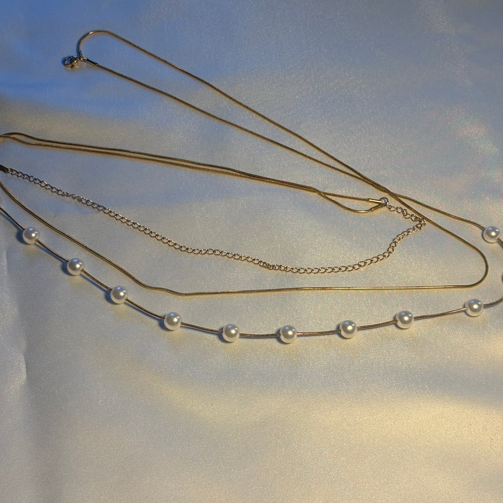 Gold with pearl waist chain