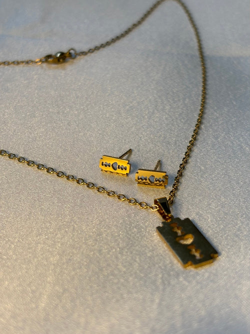 Blade Pendant Necklace with Studs