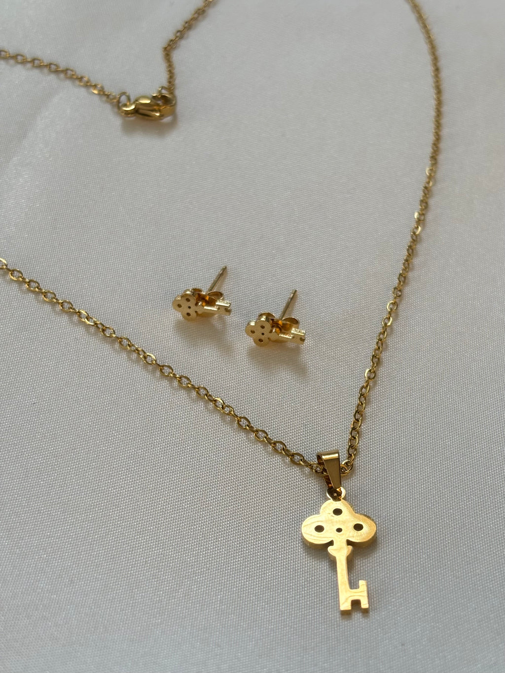 Key pendant necklace and studs