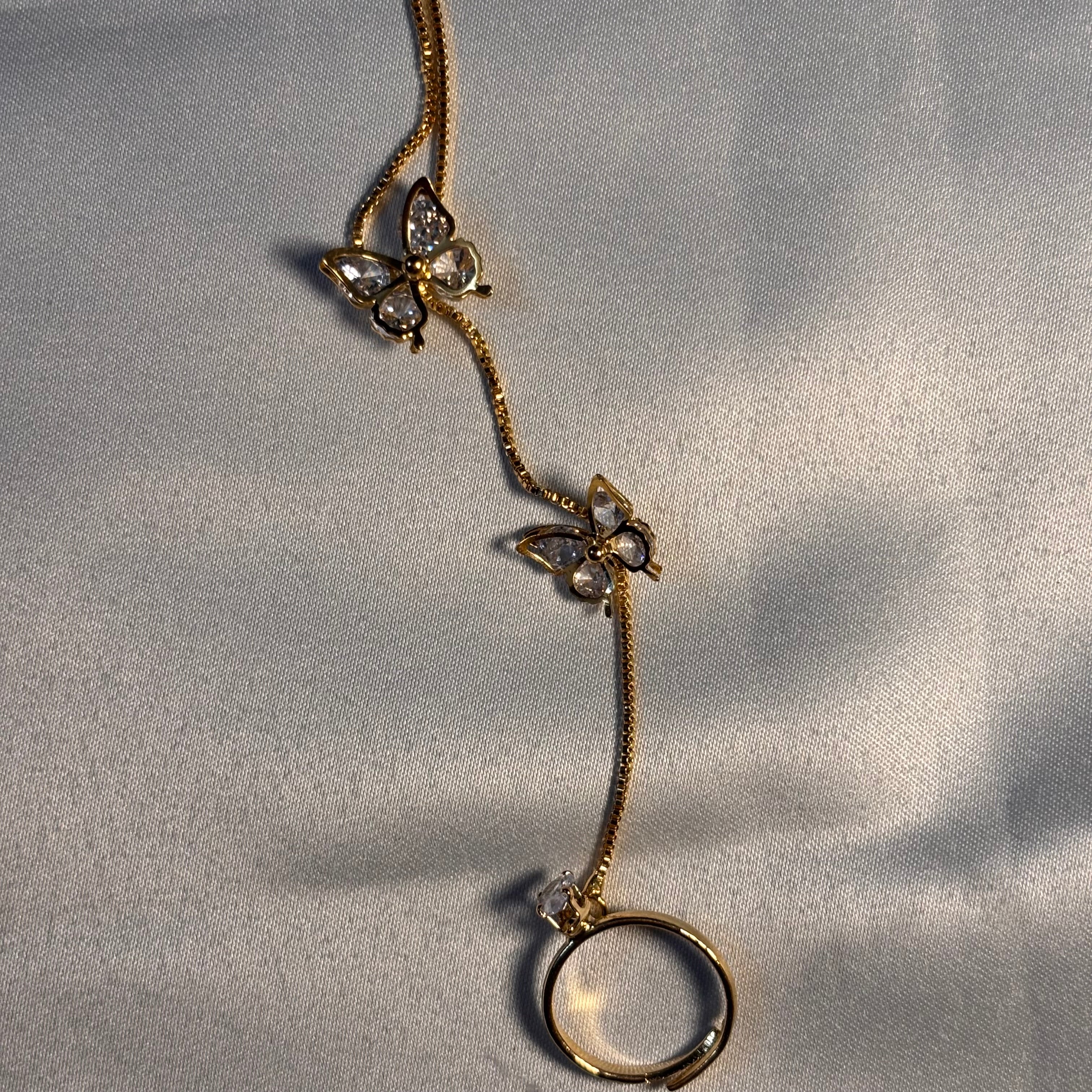 Butterfly hand chain bracelet(Gold)