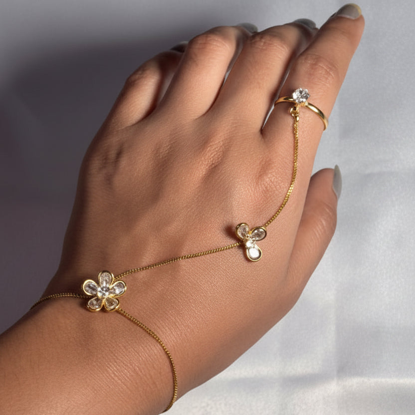 Blossom hand chain bracelet(Gold)