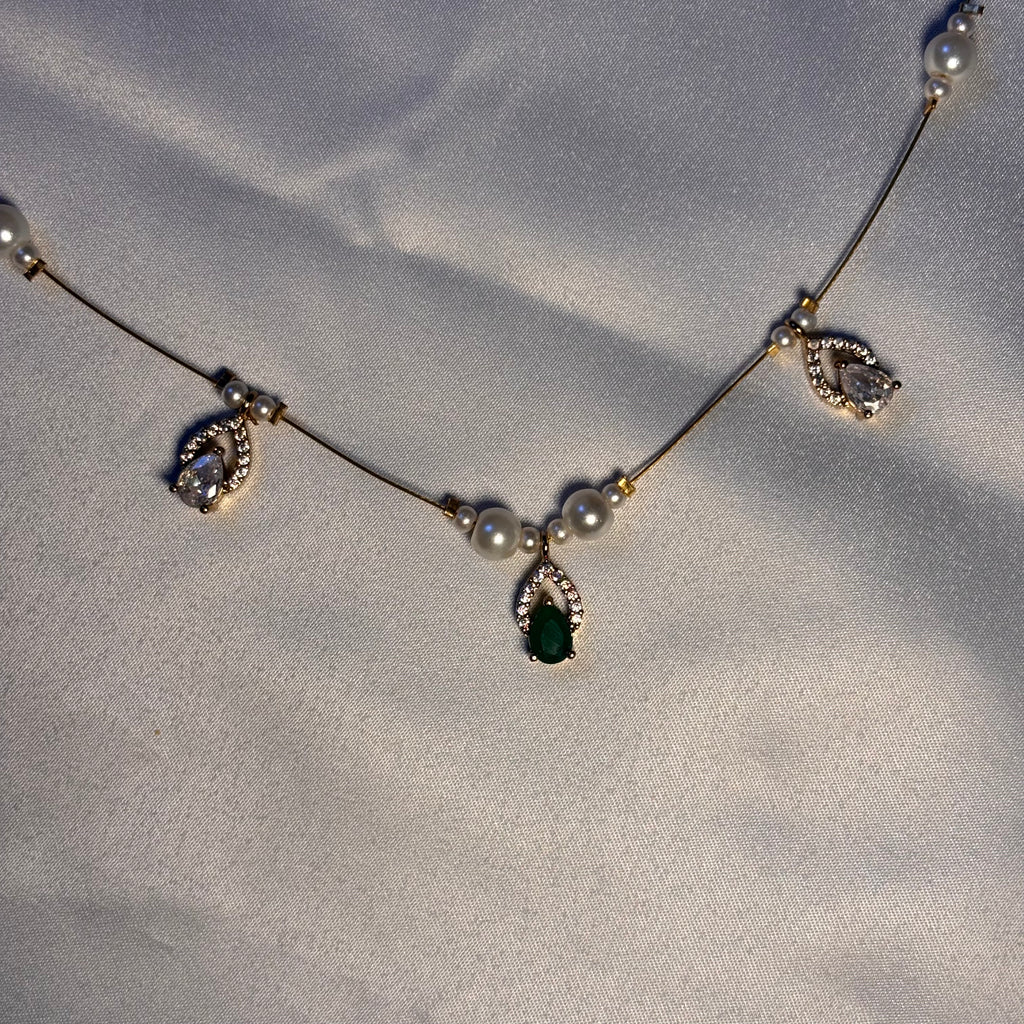 Gemstone & Pearl Festoon Invisible necklace