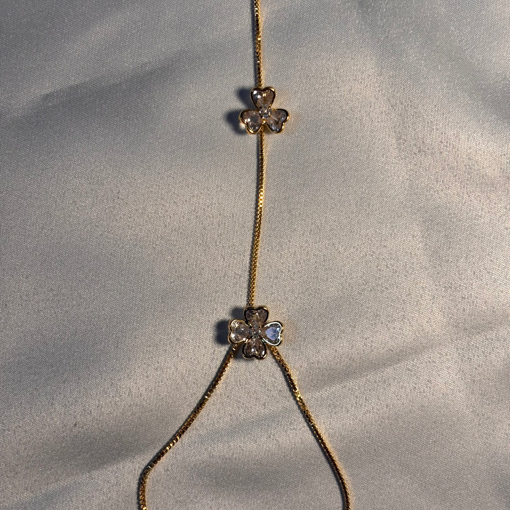 Floral hand chain bracelet (Gold)