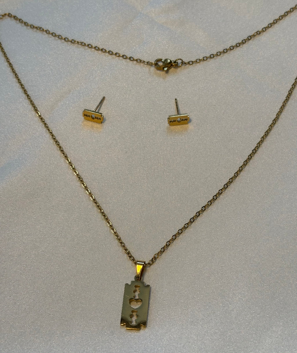 Blade Pendant Necklace with Studs