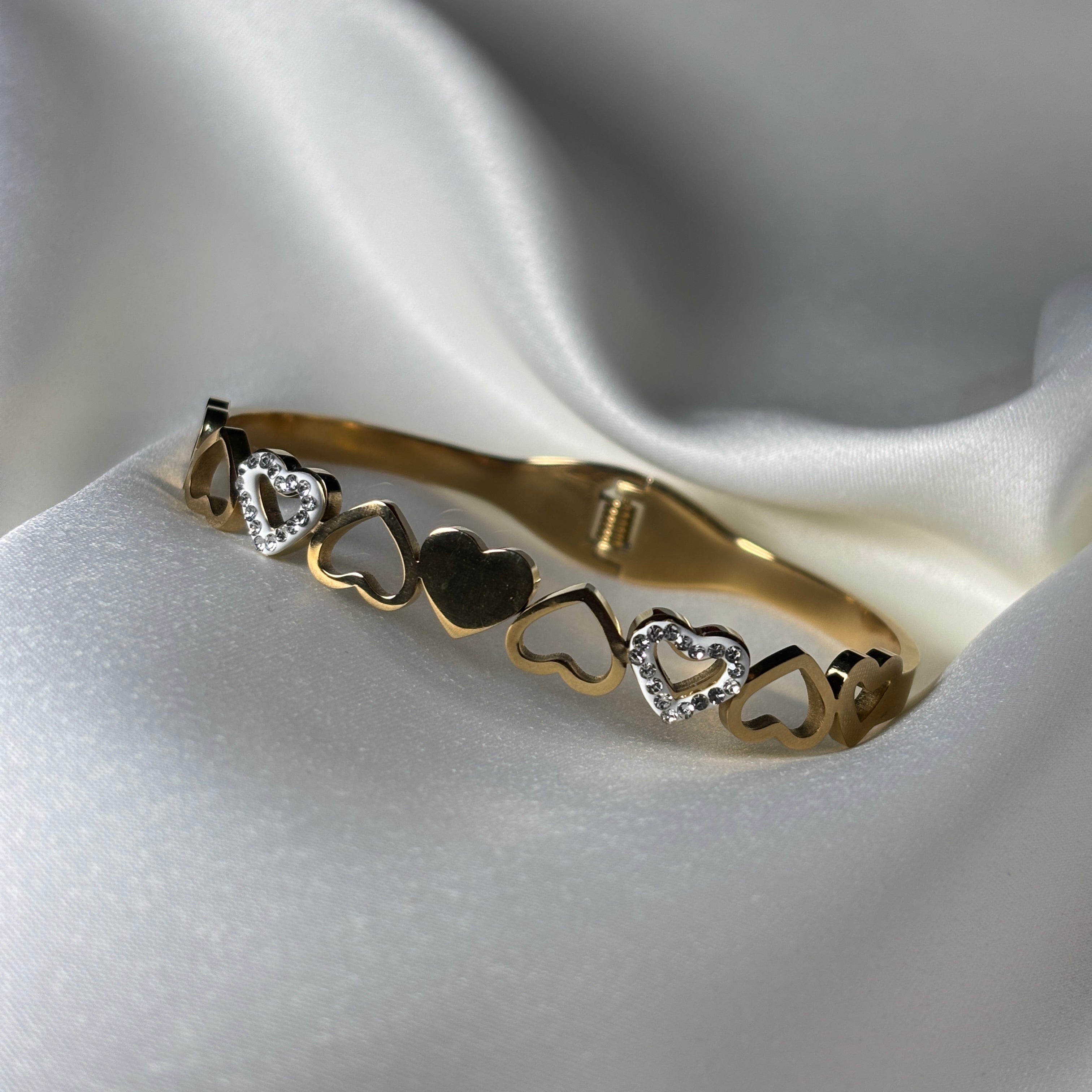 Twilight Kiss Bracelet