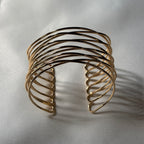 Sleek Wire Loop Bracelet