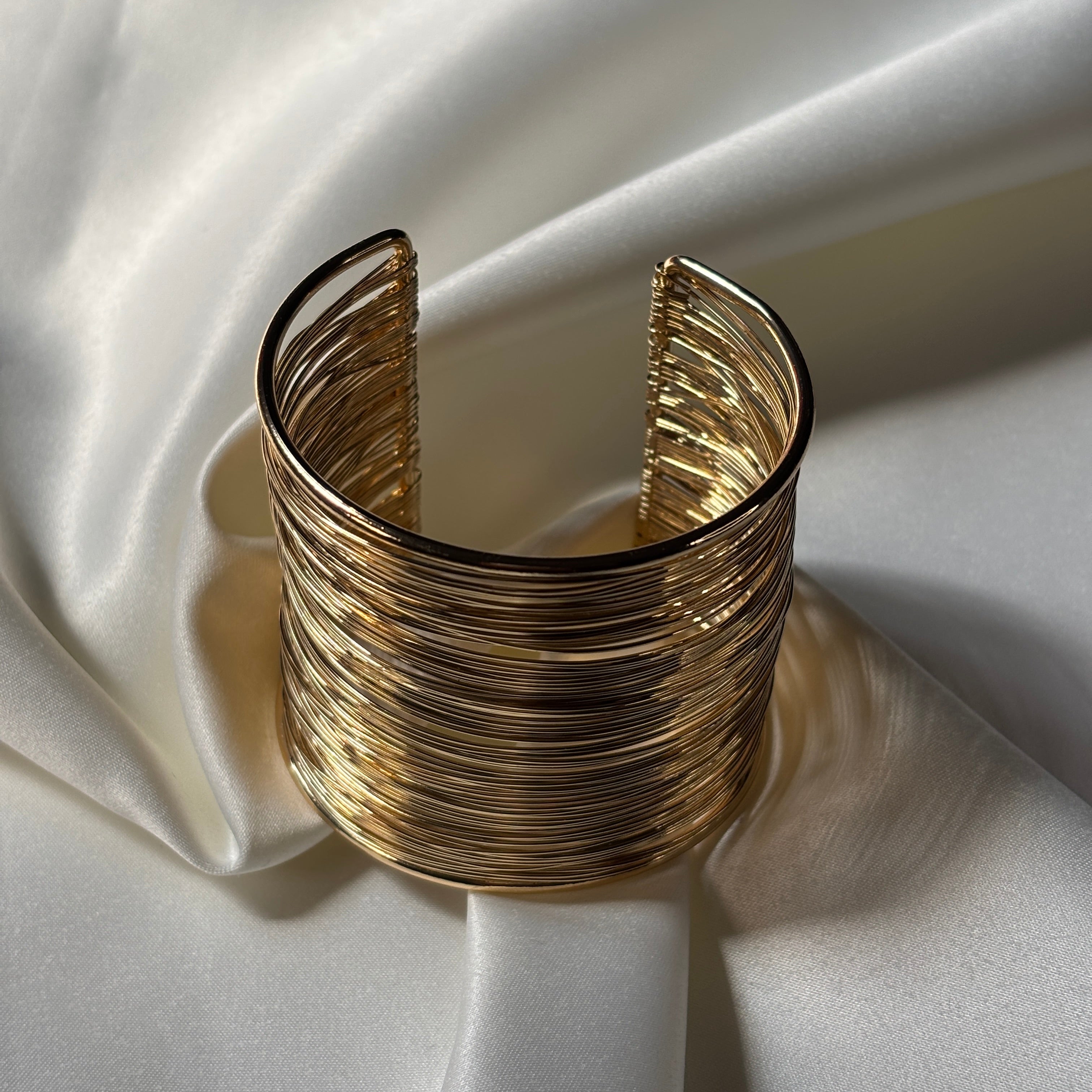 Rich Weave Gold Bracelet