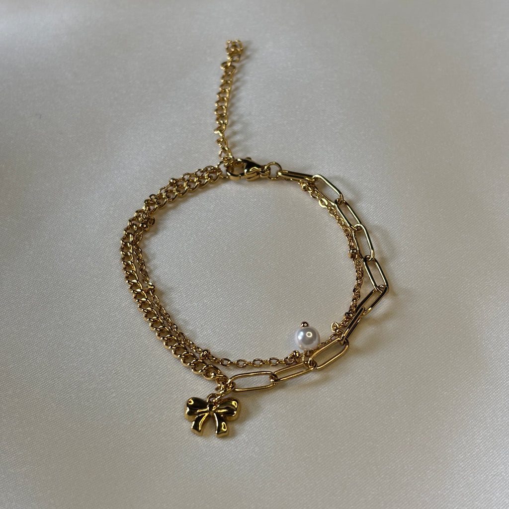 Pearl Drop Bow Bracelet